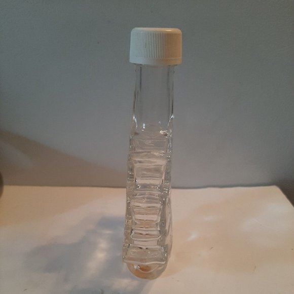 Canadian Maple Leaf Shape Clear Glass Syrup Bottle with Lid Embossed Empty - Picture 4 of 7